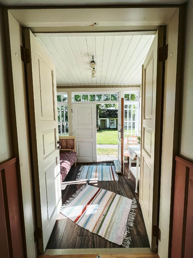 Vanatoa Taluhotell Koguva Екстериор снимка